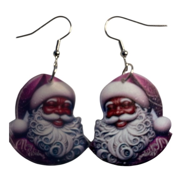 African American Santa Claus Acrylic Dangle Earrings - Picture 4 of 4